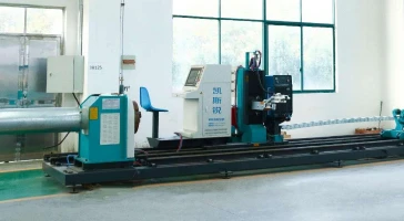 circular pipe intersection 1