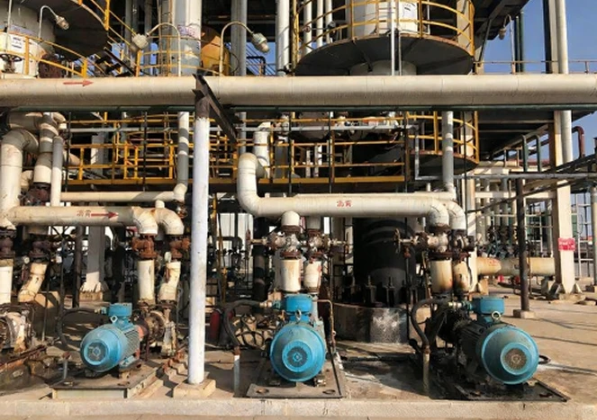 crude distillation unit pressure drop fouling control