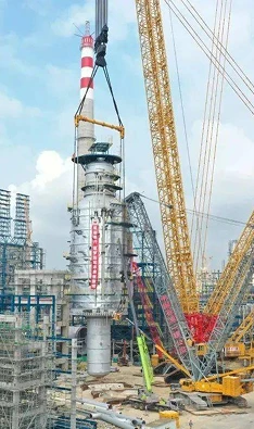 distillation in oil refining revamp support