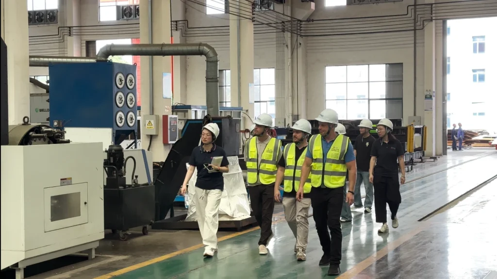 air liquide team visits gelan workshop